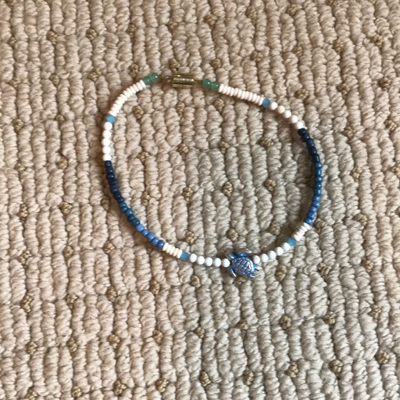 Jewelry - Turtle choker